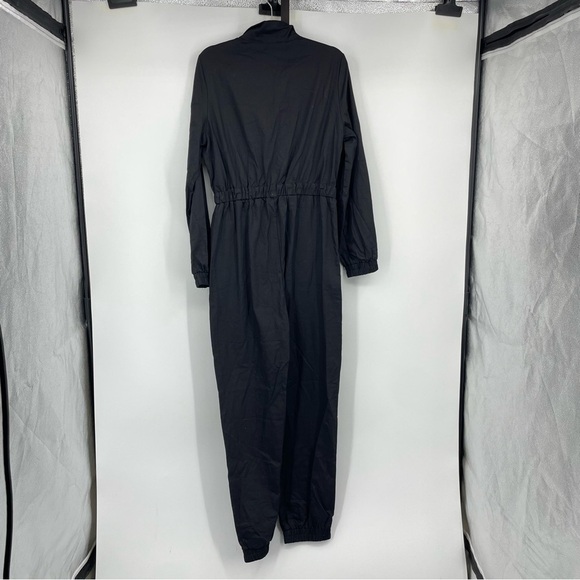 PrettyLittleThing black Boiler Contrast Zip Jumpsuit - Picture 4 of 8